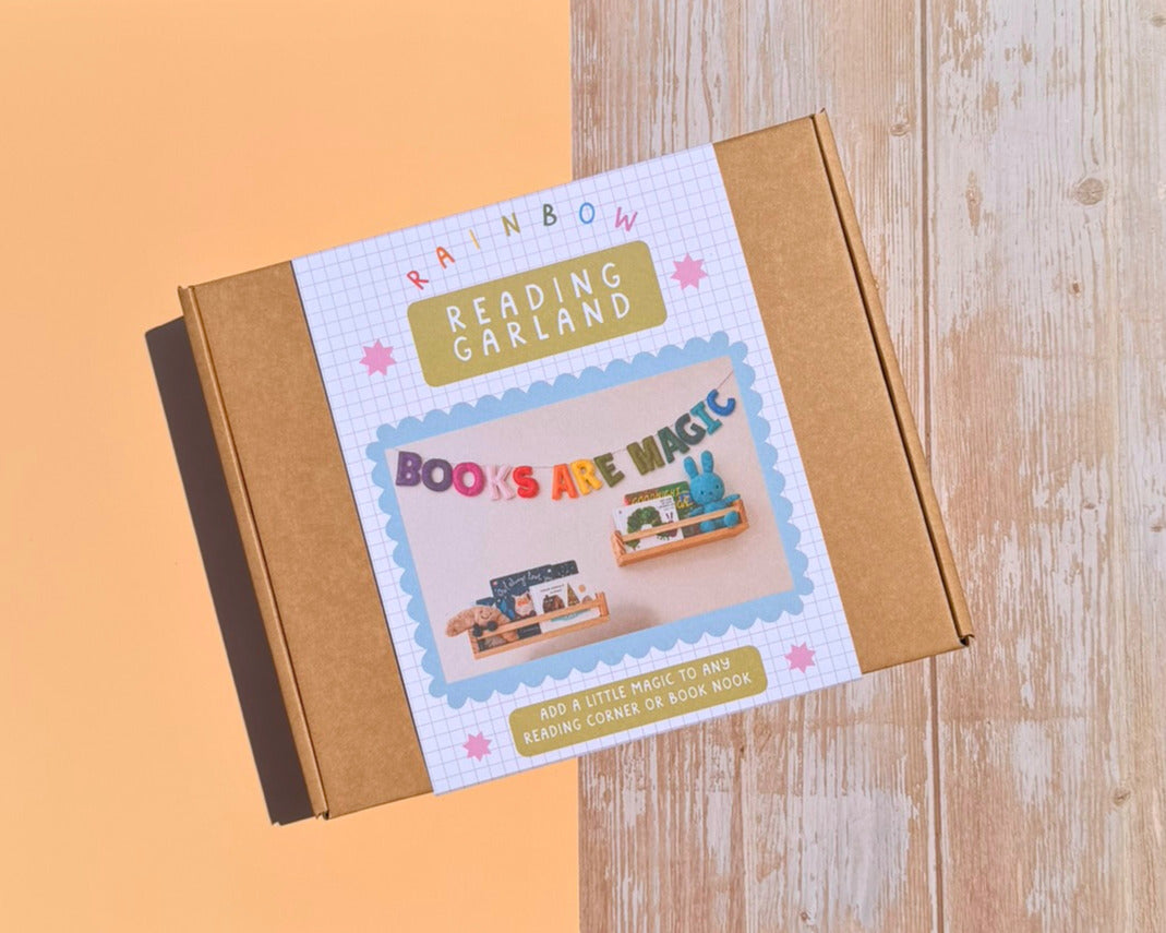 BOOKS ARE MAGIC Decorative Rainbow Felt Garland