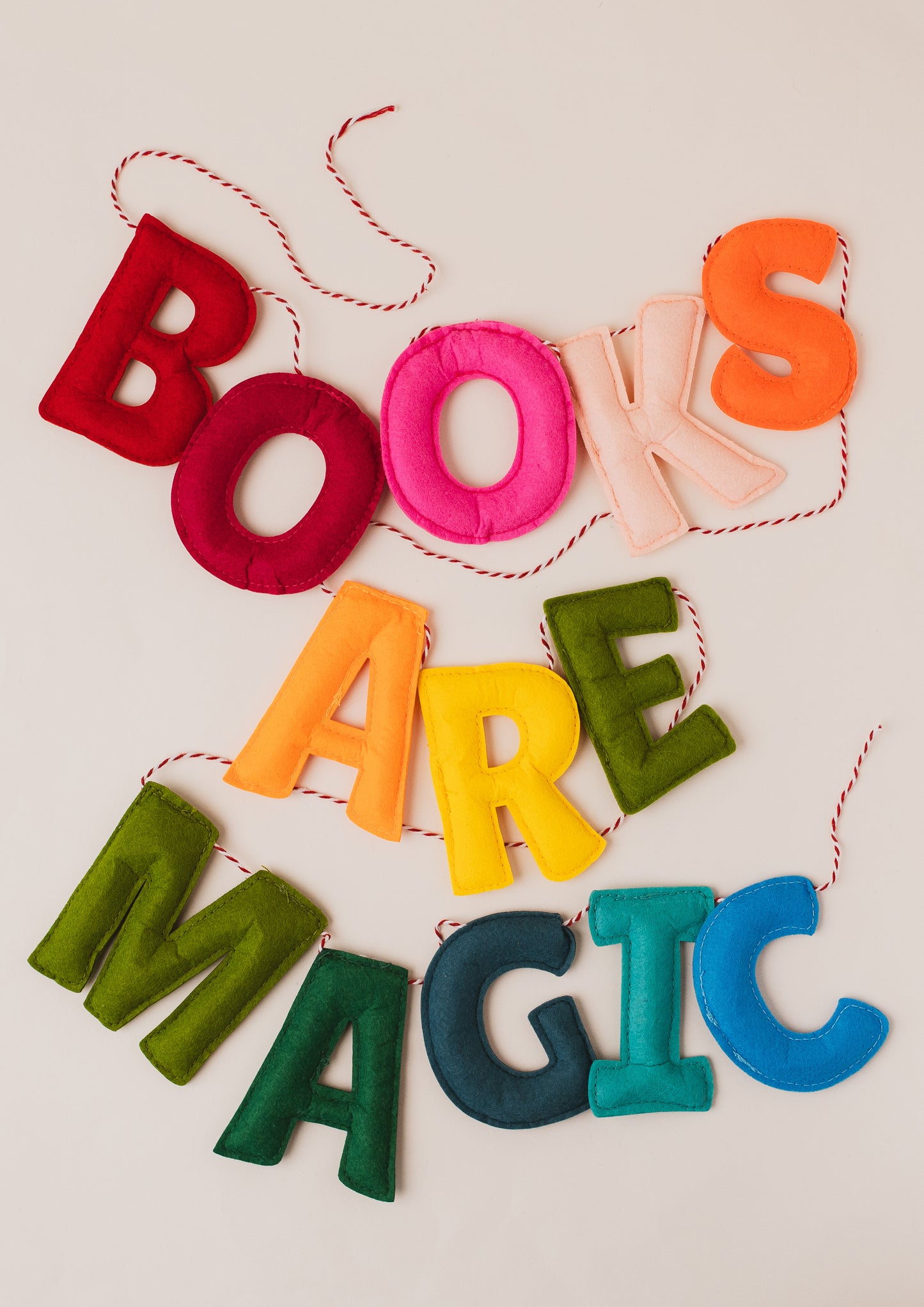 BOOKS ARE MAGIC Decorative Rainbow Felt Garland
