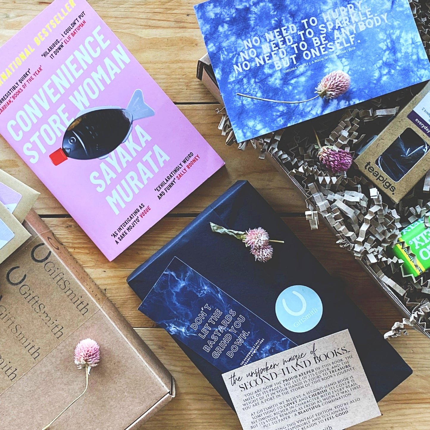 Convenience Store Woman by Sayaka Murata: Signature Book Box
