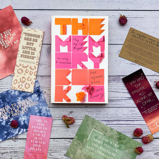 The Lonely Hearts Book Club: The Memory Book by Lara Avery